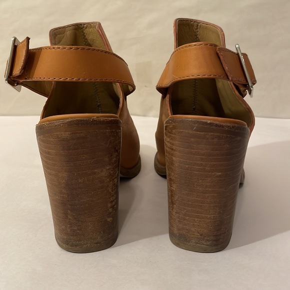 Steve Madden Tallen Stacked Heel Sandals - Picture 5 of 9